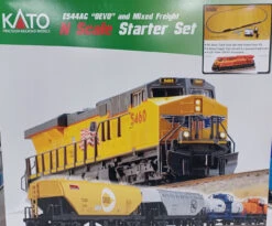 Kato 106-0026 - ESS44AC Starter Set Florida East Coast (FEC) - N Scale