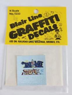 Blair Line 1233 - Graffiti Set "Asic/Tako" - N Scale