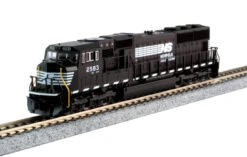 Kato 176-7613 - EMD SD70M Norfolk Southern (NS) 2581 - N Scale