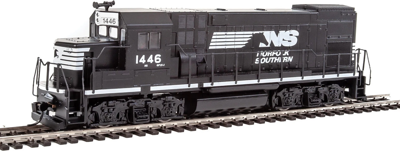Walthers Trainline 931-2504 - EMD GP15-1 Norfolk Southern (NS) 1446 - HO Scale 3 Walthers Trainline 931-2504 - EMD GP15-1 Norfolk Southern (NS) 1446 - HO Scale